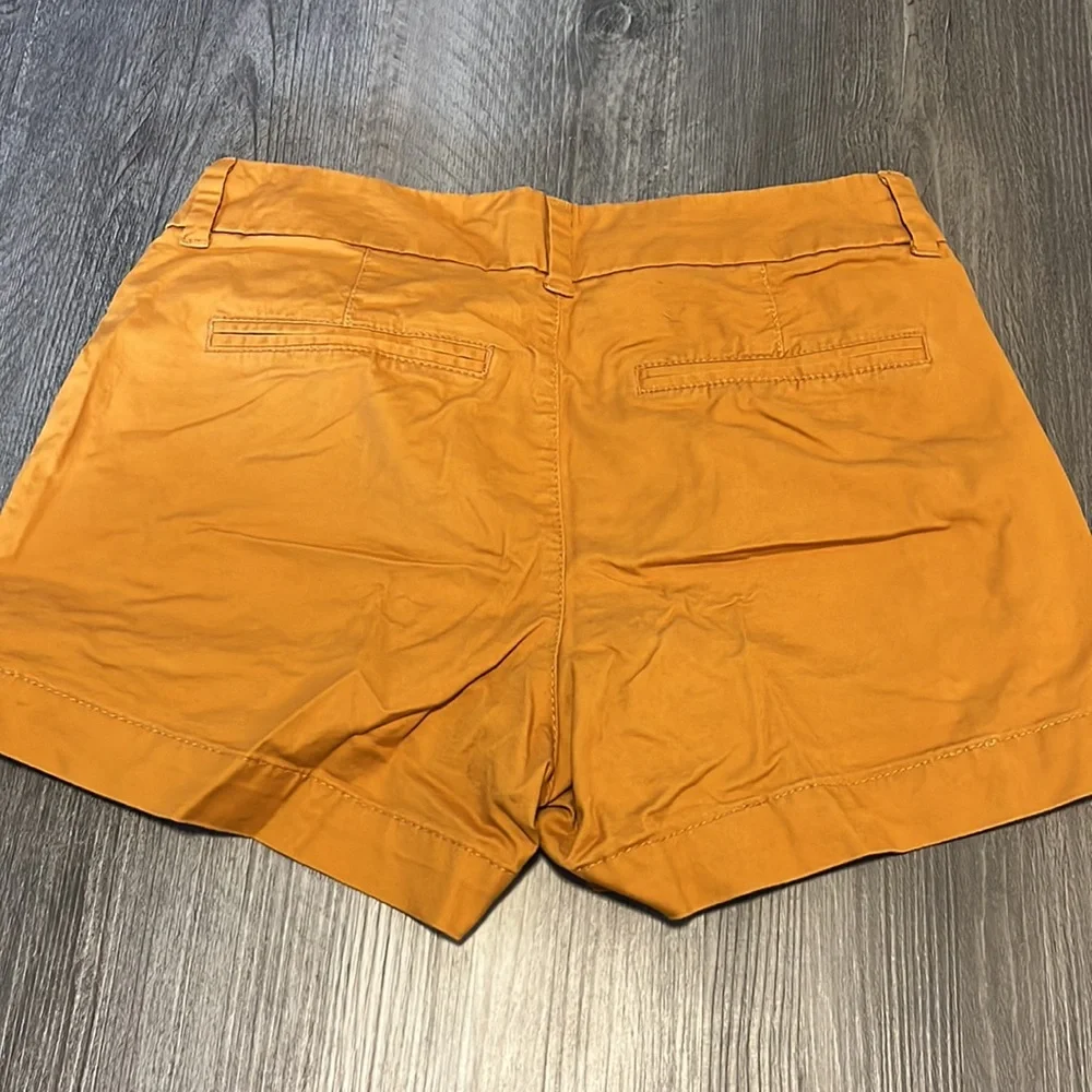 Old navy everyday short - Picture 3 of 3